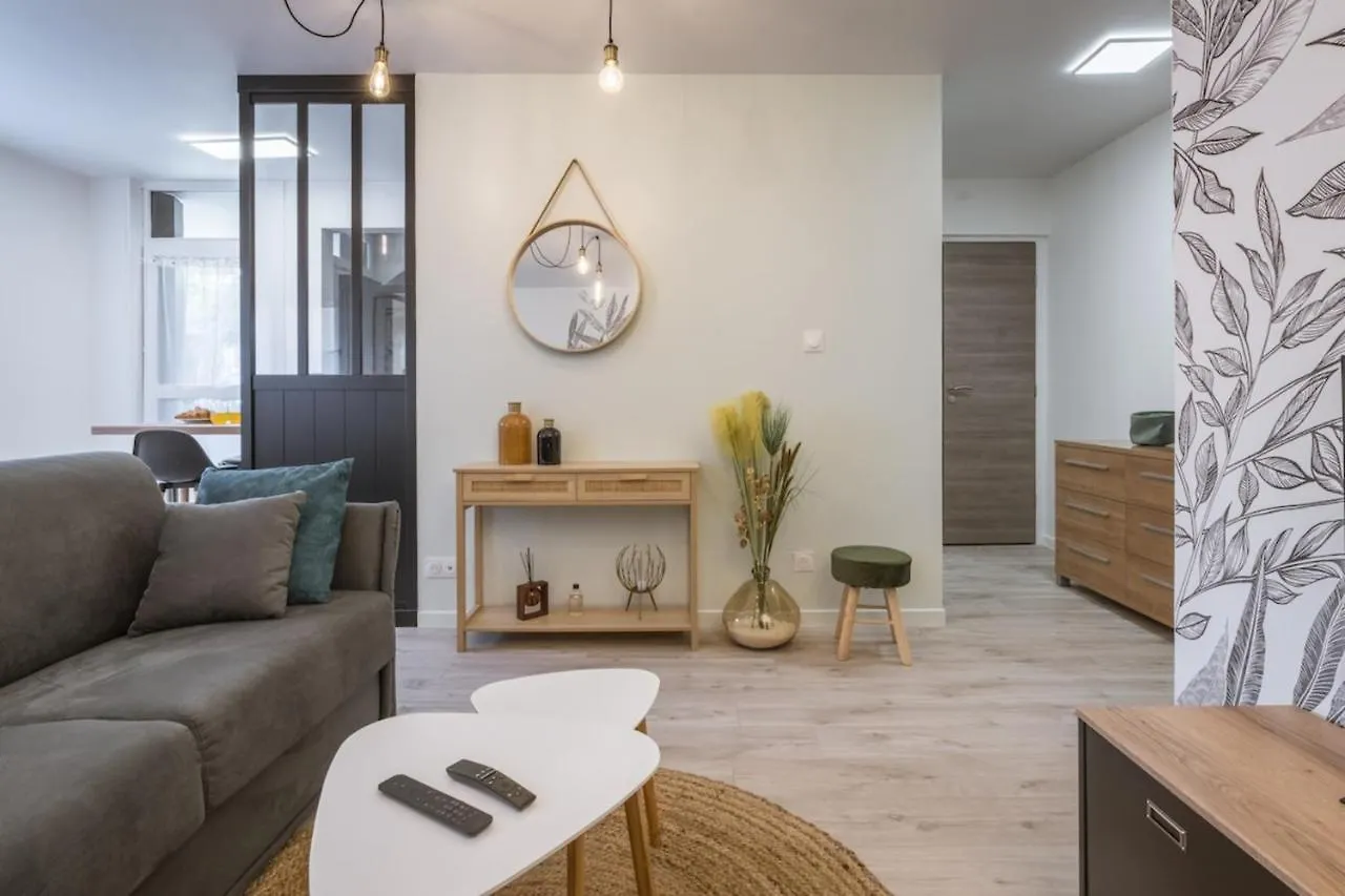 La Feuillette - Vieille Ville - Parking Gratuit Annecy Apartment