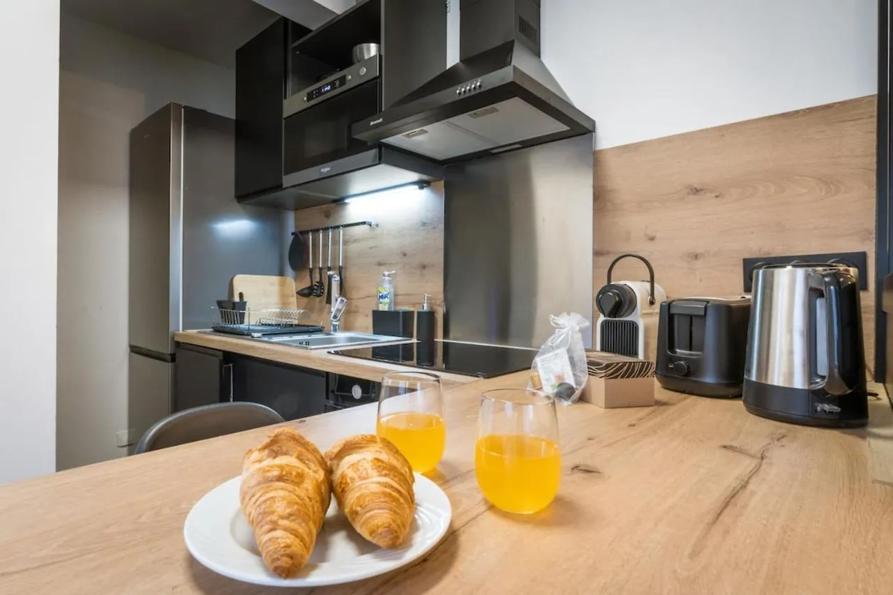 Superbe appartement en vieille ville et à 5 min à pied du lac ! Parking gratuit Annecy